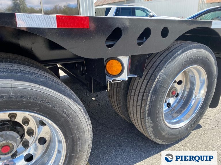 Pierquip-Float-Lowboy-XL-Specialized-2-Axles-40T-2024