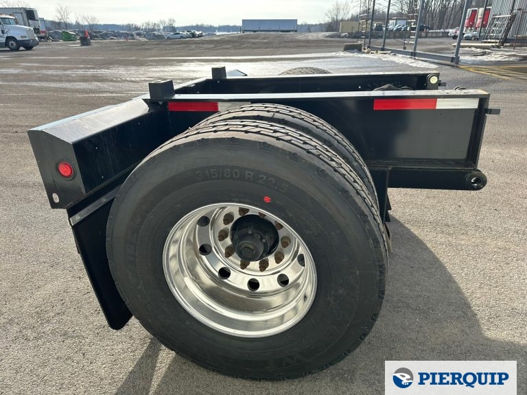 Pierquip--Float-Lowboy--XL-Specialized-Flip-Axle-2025