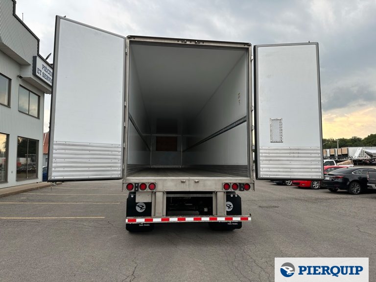 Pierquip-Reefer-Hyundai-2Axles-Barn-doors-2024